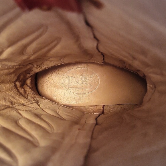 JOHN FLUEVOG "COWBOY HIGH" RED  BOOTS. WOMAN'S SIZE 9. EXCELLENT USED COND. - Picture 9 of 12